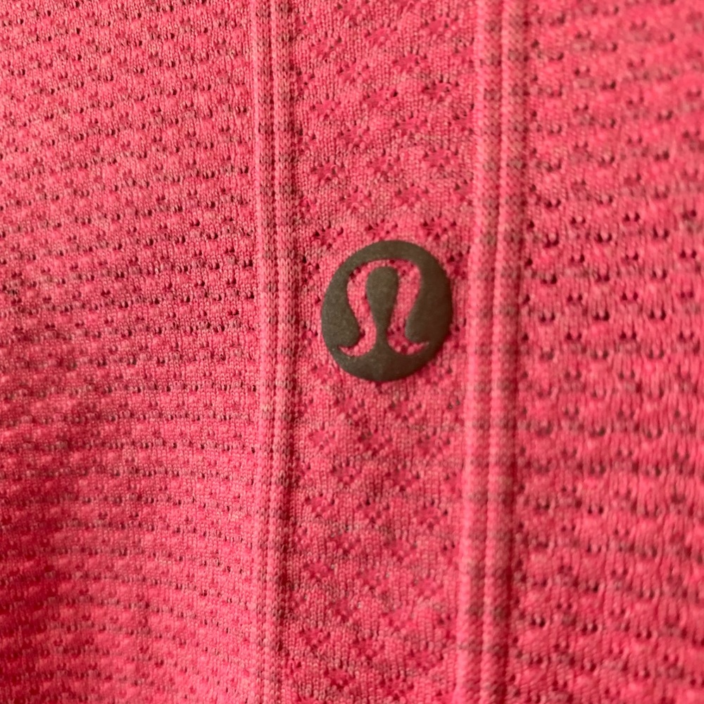 Lululemon shortsleeve